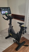 Rower treningowy z konsolą Technogym Skillbike