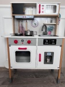 Kuchnia dla dziecka z duzym zestawem akcesoriow wazywek owocow 