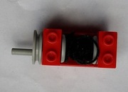Lego 73037c00 Czerwona wciągarka szpulowa 2 x 4 x 2 z jasnoszarym bębnem