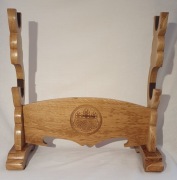 Premium stojak na 2 miecze japońskie z dębu (handmade)