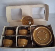 Zestaw 4 filiżanki ze spodkami porcelit Pruszków nowe