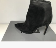 Zamszowe botki Venezia