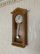 Zegar ścienny z wahadłem HERMLE