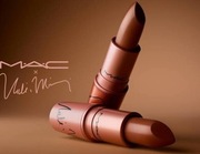Mac pomadka do ust Nicki Minaj kolor Nicki's Nude