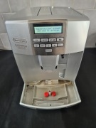 Ekspres DeLonghi Magnifica Pronto niekompletny