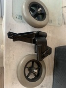 Koło Koła przednie do wózka inwalidzkiego 200x45  NETTI bezobsługowe