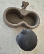 Uchwyt na kubki i popielniczka Renault Scenic II (2005)