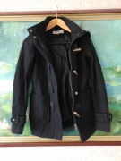 płaszcz kurtka budrysówka z kieszeniami kaptur zasuwany na kołki