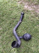 Audi A5/A4 B9 Rura / Wąż dolotowy powietrza turbiny i rezonator