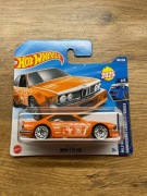 Hot Wheels BMW 635 CSI pomarańczowe short card