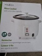 Garnek do gotowania ryżu i warzyw 