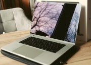 Laptop MacBook Pro 16” (2023) z układem Apple M2 Pro + akcesoria