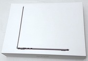 Pudełko od Macbook Air 15-inch M2