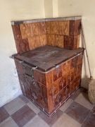 Piec kaflowy do rozbiórki 