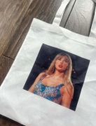 Torebka torba tote bag materiał non woven Taylor swift