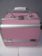 Kuferek kosmetyczny różowy z lusterkiem