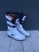Buty cross
