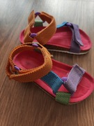 Sandały Reserved rozm.24-25