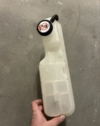 Zbiornik wyrównawczy Lexus RC