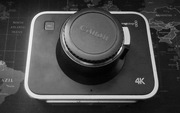 Blackmagic Production Camera 4K DCI Canon EF/EFS