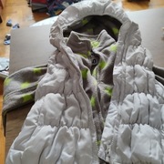 Sprzedam bezrękawnik chłopięcy  rozm . 80 smyk