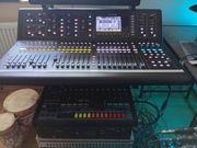 M32 Midas consola koncertowa i studyjna