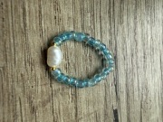 Pierścionek z koralików szklanych i perła słodkowodna hodowlana