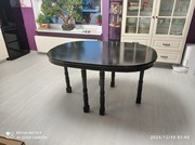 Stół kuchenny salonu 