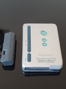 Panasonic RQ-S53 walkman plus pojemnik na baterię sprawny 