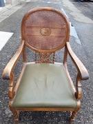 Królewski stary drewniany duży wygodny fote vintagel ratan skóra oliwkowy