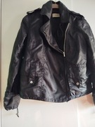 Czarna kurtka typu ramoneska przejściowa Monnari 38 M 