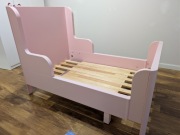 Łóżko dziecięce Ikea Busunge, różowe, dla dziewczynki 