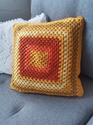 Szydełkowa poszewka na poduszkę 