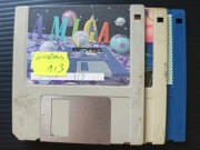 Dyskietki do Amigi (być może kopia gry Worms)