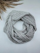 Ciepły puszysty szalik damski na zimę komin beżowy kremowy szal na szyję