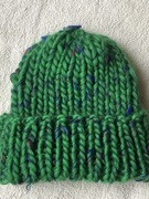 Czapka ręcznie robiona z wełny