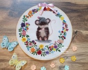 Filcowana myszka, filc, obraz, tamborek, ozdoba