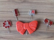 Wpinki z okazji 1 maja PRL . 