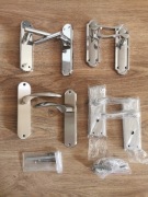 KLAMKA CHROMOWANE MIX nieużywana 