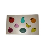 Drewniana układanka z owocami