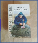 Weźmisz czarno kure - Andrzej Pilipiuk