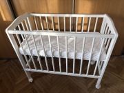 Łóżeczko-dostawka firmy Waldin