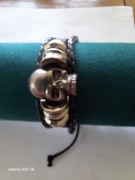 Skórzana brazoletka.