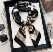 Lekki Satynowy szal damski Apaszka Nowa