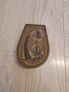 Drewniana szkatułka z lustrem