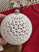 2.  Bombki na szydełku 10 cm