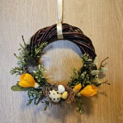 Wieniec wielkanocny na drzwi dekoracja ozdoba świąteczna wianek