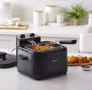 Amazon Basics 2 Liter Electric Deep Fryer, Black 3