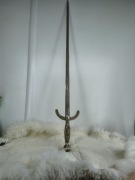 Ozdobny miecz dekoracyjny – styl retro / rycerski