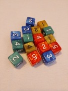 Zestaw kości do gry 16 sztuk marmur 16mm